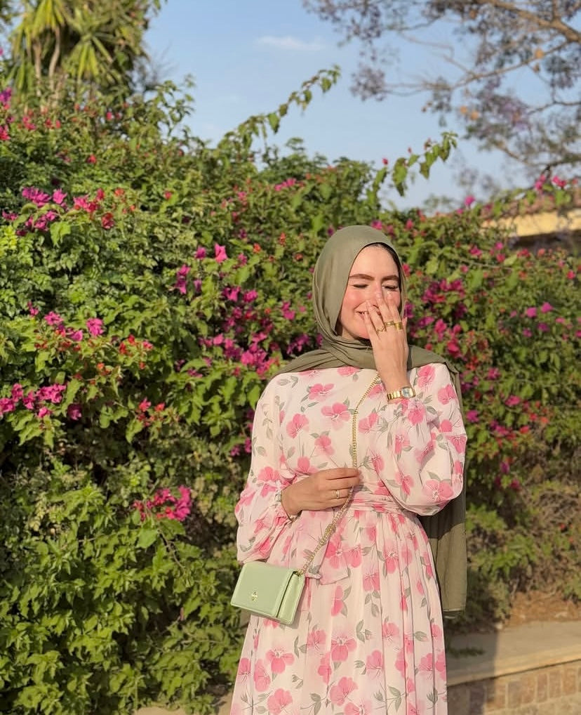 فستان لونا الوردي